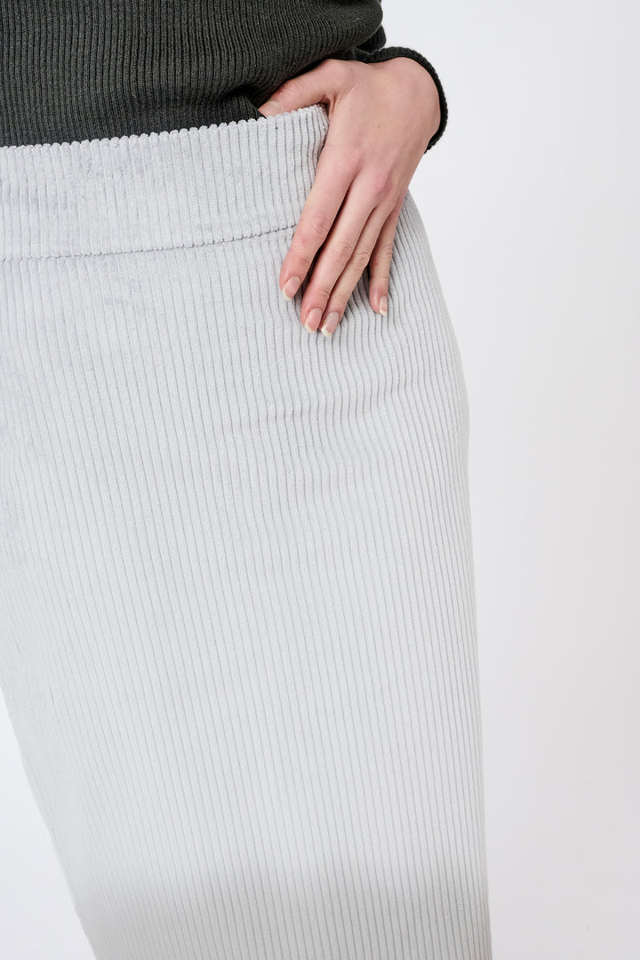 Corduroy straight skirt