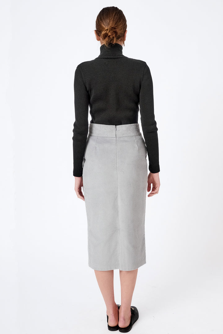 Corduroy straight skirt