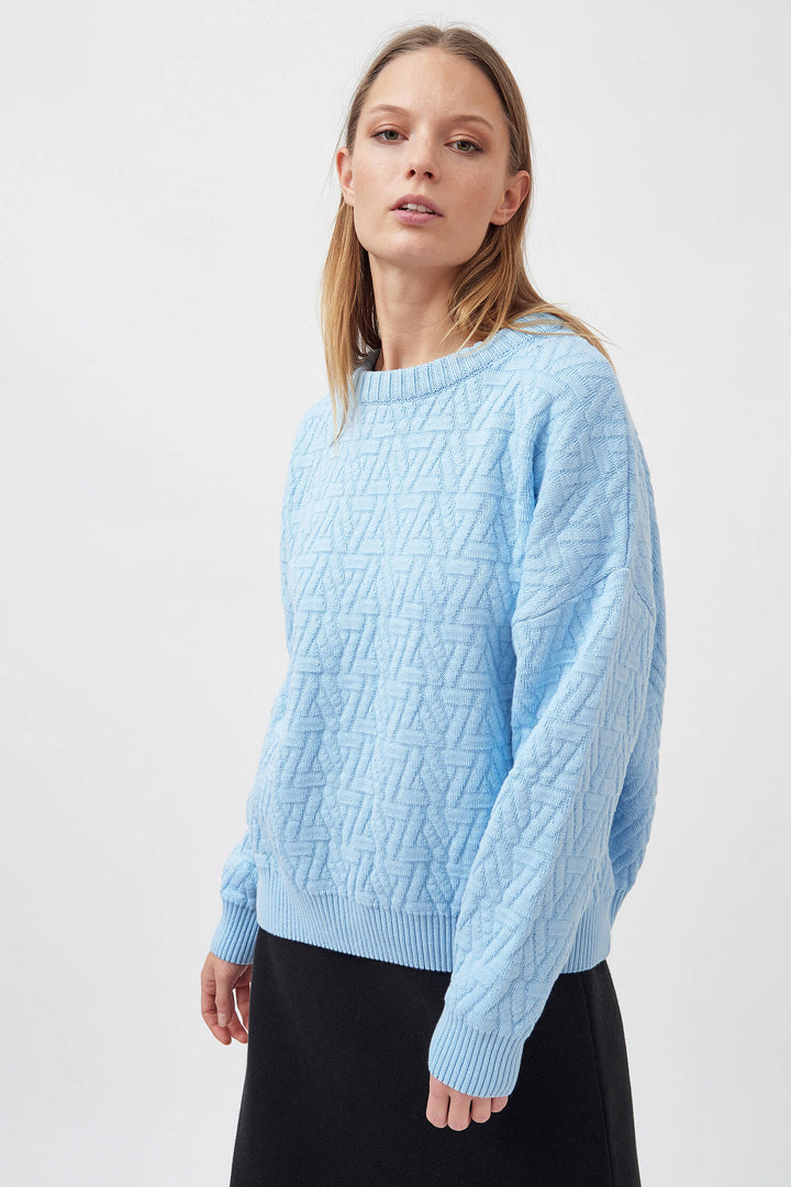 Knitted triangle sweater