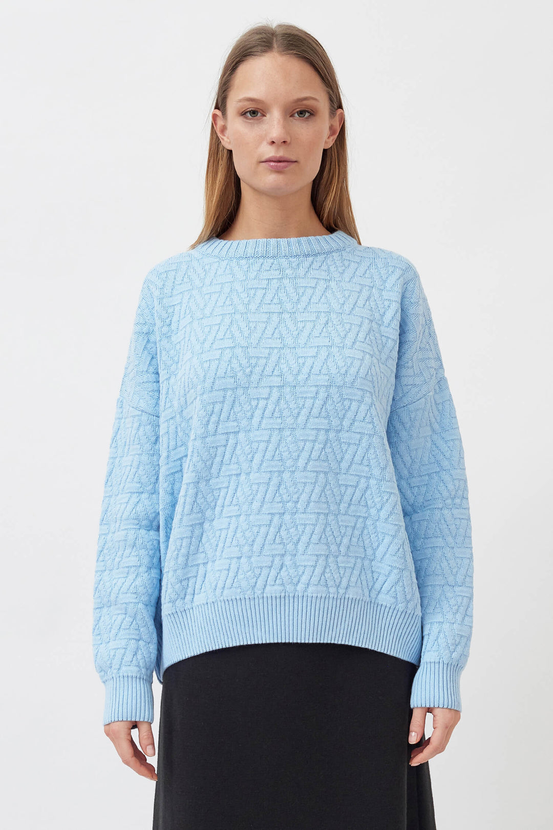 Knitted triangle sweater