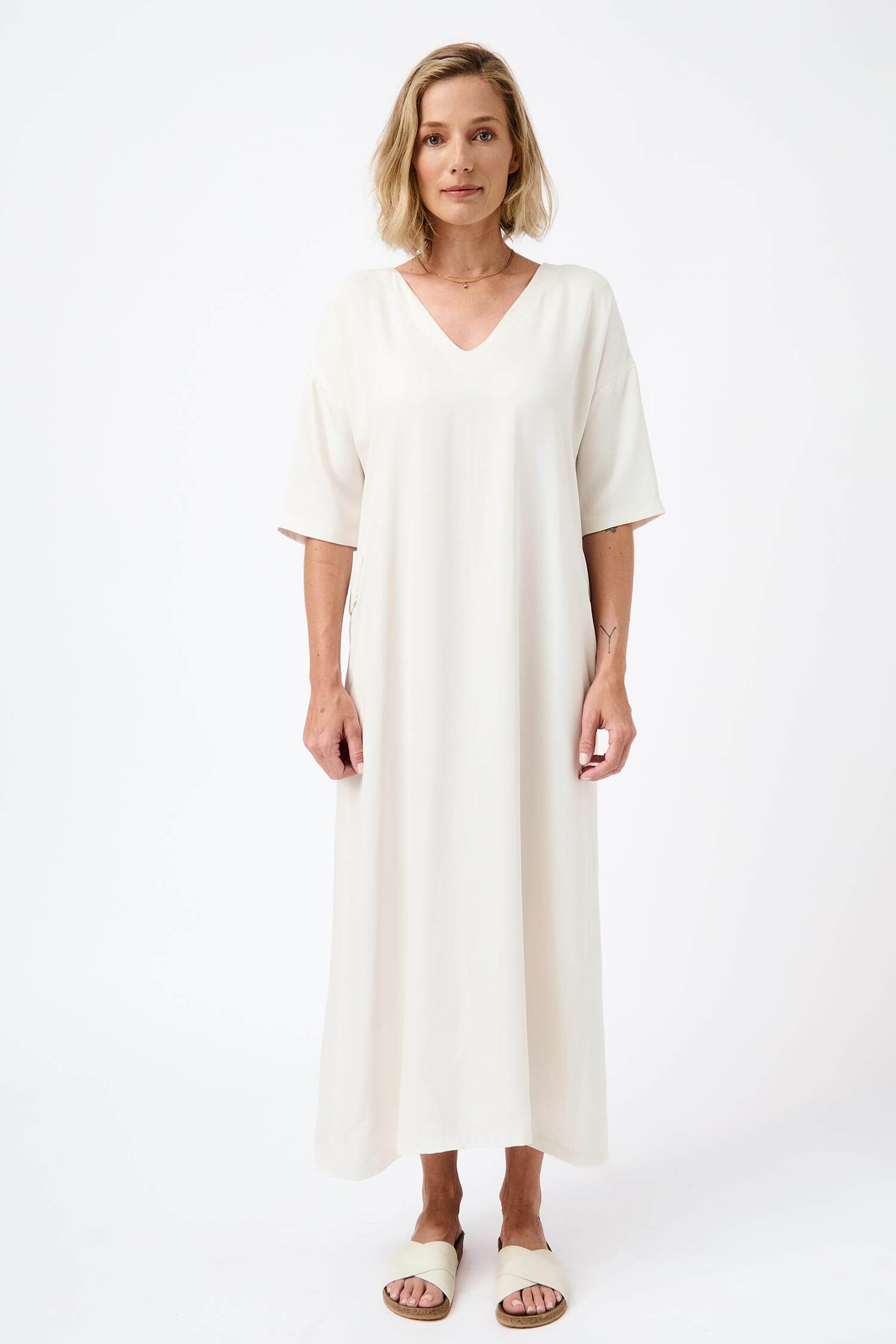 V neck t on sale shirt maxi dress